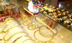 Những Mẫu Nhẫn Cưới Vàng Ý 750 Chuẩn VVS+ Đẹp 2025